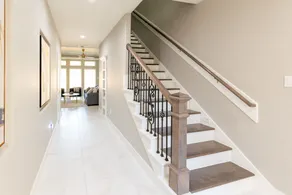 Modern Spacious 4 Bedroom Home. Close to Texas Medical Center, NRG, Downtown - Image 3