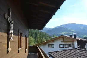 Spacious vacation apartment with fireplace + children's play corner, 10 + 2 persons - Image 5