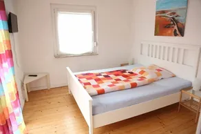 Bright, newly renovated, friendly vacation apartment - Image 4