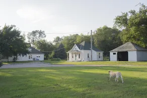 Kate's Cottage On The Historic Peterson Farm - Image 5