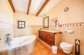 Casa di campagna \"Mirabo Ramonet\" con vista sulle montagne, Wi-Fi, piscina, giardino e terrazza - Image 3