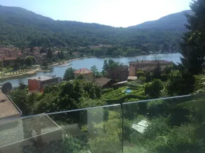 Fantastische hohe Wohnung in der Villa mit Seeblick - Image 3