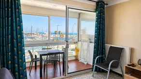 TRIDENT - T2 avec vue sur la marina et à deux pas de la plage - Image 4