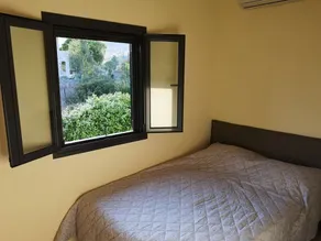 Beautiful villa with large pool near the beach - Image 2