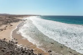 Apartamento céntrico \"Benitez Umpierrez\" en la playa con terraza, vista al mar y Wi-Fi - Image 3