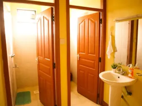 Gracious Suites - Image 2