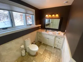 The Mansion, Wasaga beach, Blue mountain - Image 5