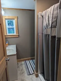 Cozy private country setting - 15 miles from Woodstock - Image 4