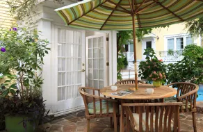 Azalea Inn and Villas - Image 5