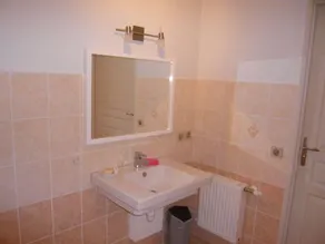 Spacious Family-Friendly Cottage with Large Terrace, Garden, and Easy Access to Ski and Lake Activities - Image 3