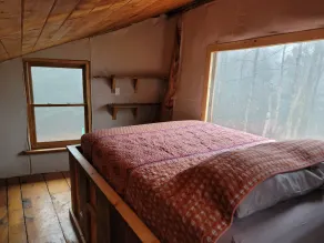 Cabin Retreat in Southern Vermont - Image 5