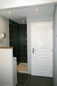 apartamento nuevo de 40 m2 - Ideal ubicación a 1 minutos a pie desde el puerto - Image 2