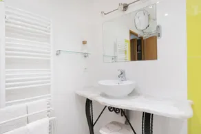 Charming Home near Verdon Gorges & Pool - Image 3