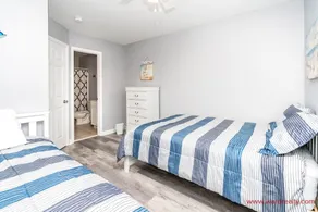 Catchin' A Dream - 3BR Turtle Cove Unit - Sunset Views, Comm. Pool & Beach - Image 5