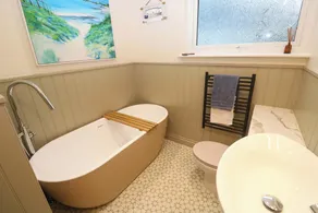 THE POOP DECK, pet friendly, country holiday cottage in Coverack - Image 2
