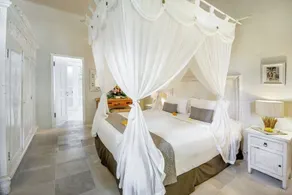 Deluxe 2 Bedroom Villa in Seminyak - Image 5