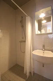 Small, stylish guest apartment in the middle of Weimar's historic old town. - Image 3