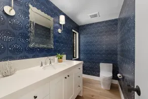 Top Floor Oceanfront Retreat, a Short 3-5 Minute Walk to the Beach - Image 2