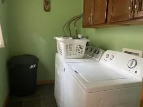 Détendez-vous et détendez-vous dans une cabine familiale sur la rivière Clark Fork - Image 2