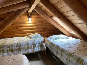 \"Dam Right\" Off-Grid / Solar powered Log Cabin with DIRECT Trail Access - Image 5