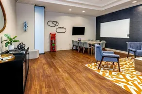 Experience Soothing Moments & Luxury! Pet-Friendly, Parking, Pool! - Image 5