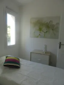 600m from the village, fully renovated gîte, all comforts, pets welcome. - Image 4