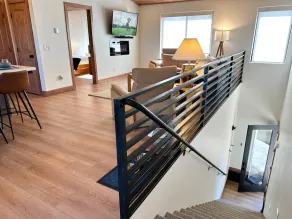 Carriage House - Image 2