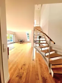 Luxurious 3BR Penthouse w terrace&parking - Image 2