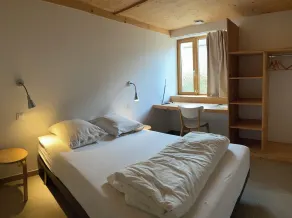 Nyt, lyst og solrigt hus omgivet af en lukket og beskyttet have. - Image 5