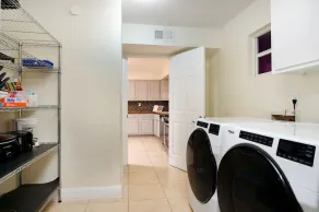 6 BR 3 BTH, sover 16 m / privat pool och badtunna - Image 3