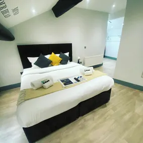 6Adelphi - Image 5