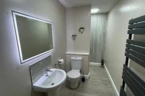 Harbourside, Luxury Two Bedroom Townhouse with Bike store – Sleeps 6 - Image 4