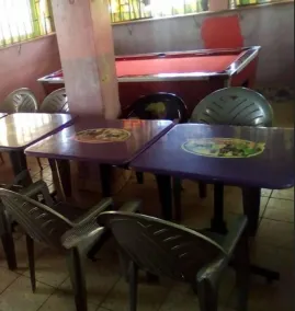 Maureen's Hotel - Image 3