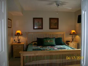 Clean and Cozy, Beautiful, well kept Trout Creek Condominium Unit 79 Building 11 - Image 5