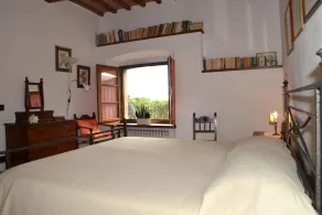 Private house on a farm - Image 5