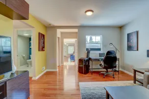 Walk To Downtown & The Last Blockbuster from recently renovated home. 3 Bed/2ba - Image 2