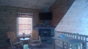 Cozy, country cabin near Cooperstown - Image 2