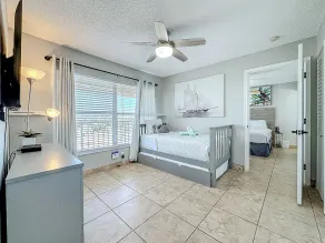 Elevated Stay: Renovated Penthouse w/Great Views - Image 3