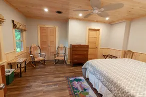 Adirondack 6 BR / 4B Waterfront w / Tennisbane, Sand VB Court & Dock / Boat House - Image 3
