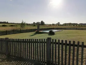 2 houses (up to 9 people) surrounded by nature and with a private swimming pool - Image 4