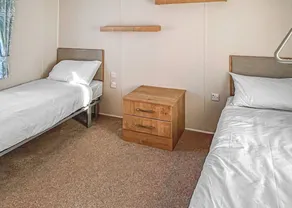 2 bedroom accommodation in Newbridge, Nr Yarmouth - Image 3