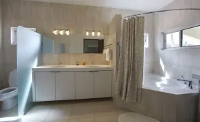 Oceanfront Luxury Malmok 5 Bedroom 6 Bath Villa - Image 3