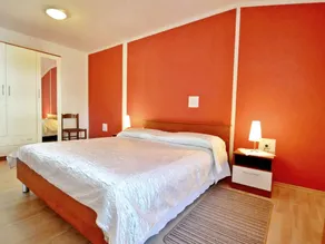 Spacious accommodation in Zambratija, sea view, 10 meters from the beach, terrace - Image 4