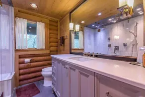 LOG HEAVEN: En luksuriøs 3BR 2BA med bjergudsigt og privatliv! - Image 3