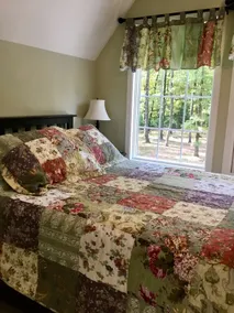 The Horse & Buggy Country Inn - Image 3