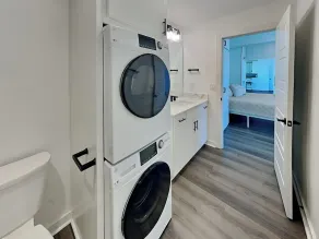 Boardwalk Pent House - Image 4