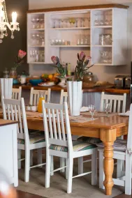 Loddey's Guesthouse by Beach Collection Winelands - Image 4