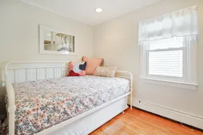 Machen Sie die große Flucht nach Avon by the Sea! - Image 5