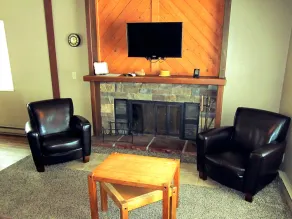 Sandhill West Home - comfortable family retreat with great views - Image 2