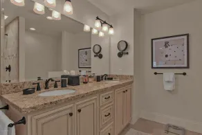 Poolside Resort Patio Home-Old Town Entertainment & Shopping District-2 Bd+Den! - Image 2